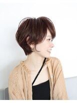 大人かわいい小顔ショートショートヘア30代40代50代白髪ぼかし