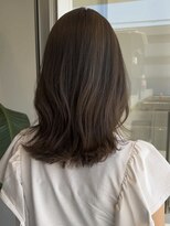 美容室 アイディー i-dee&nbsp;レイヤー×アッシュオリーブ