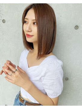 イル 天神西通り店(ill) 20代30代ボブ/ミディアムレイヤー/グレージュ/透明感/天神/大名