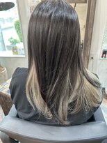 メナム(Menam)&nbsp;グレーカラーのインナーカラー