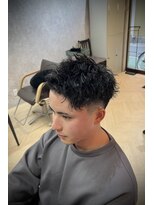 ラルス(Larus) MEN’S/リバースセンターパート/ニュアンスパーマ/本八幡