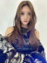 キング(K!ng)&nbsp;ハイライトカラーミルクティーベージュレイヤーカット髪質改善