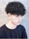 フェザーパーマ/刈り上げセンターパート/サーフカール[新宿]
