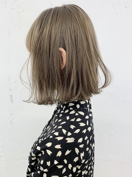 リヴ オオサカ(LIV OSAKA) 【 LIV OSAKA 】ボブディ_デザインカラー