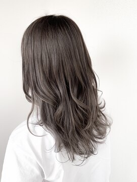 ライリー(riley) rileyハイライト×スモーキーグレージュ