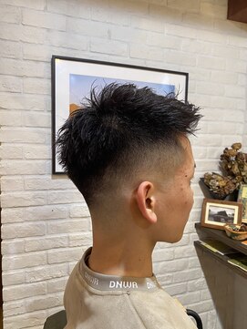 吉祥寺 はるへ ソフトモヒカンフェード