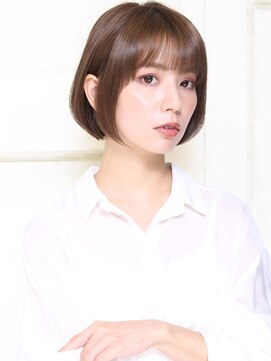 クラッチ 天王寺(CLUTCH) 大人可愛い２０代３０代４０代小顔　クールショート ab12