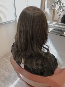 ヘアーサロン キー(Hair salon key) オリーブグレージュ