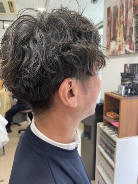 ウタ(uta) マッシュスパイラルパーマ