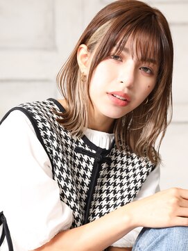 クラッチ ユニ(CLUTCH uni) 大人可愛い小顔外ハネボブレイヤーカットペールベージュA1