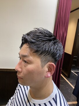ヒロギンザバーバーショップ 神楽坂店(HIRO GINZA BARBER SHOP) 刈り上げ束感ショート