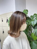 ユーリ(juli)&nbsp;ハイライトウルフボブ