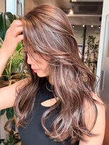 ヨロ 小岩(YOLO) ハイライトカラーミルクティーベージュケアブリーチダブルカラー