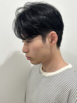 ヒュイル バイ ニアウ(Hwyl by Niau)&nbsp;メンズマッシュセンターパートスパイラルパーマニュアンスパーマ