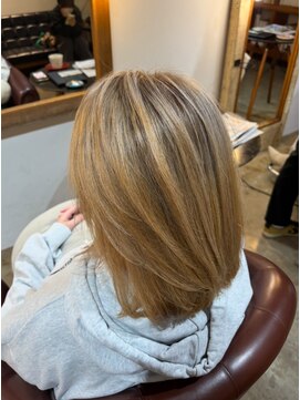 ビハインドザカーテン(BEHIND THE CURTAIN) ナチュラルバレイヤージュ×ブロンドベージュ