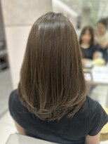 アフロート トウキョウ(AFLOAT TOKYO)&nbsp;【高木美緒】ナチュラルなベージュカラー