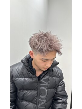 ジェットフェード/スパイキーショート/ハイトーン/[大分駅]