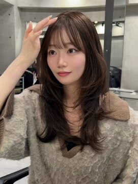 ヨロ 渋谷(YOLO) 韓国ヘアーハッシュカットレイヤーカットハイライトカラー