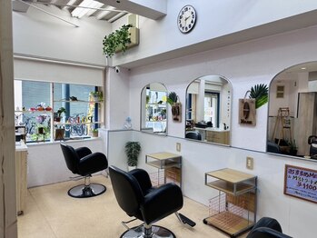 ポロ(POLO)の写真/【川崎駅徒歩5分、京急川崎駅徒歩8分】お手頃にキレイが叶う♪女性スタッフのアットホームな雰囲気が魅力!