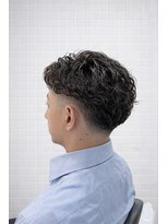 ゼロスバーバー(0's BARBER SHOP)&nbsp;20代30代必見！ビジネス対応◎フェザーパーマ