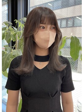 エンタリティリット(entality lit) グレージュレイヤースタイル