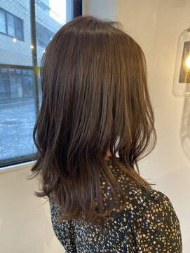 ムーン ティコブラーエ(moon tico brae) グレーベージュ×ミディアムヘア