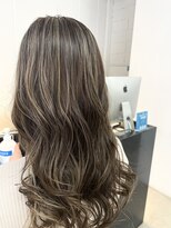 ナンバースリー 溝の口店(Number Three)&nbsp;ナチュラルブラウンハイライトカラー