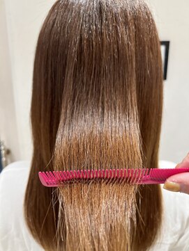 エクリ シセイドウ 麻布十番店(equri×SHISEIDO) 【麻布十番】髪質改善!酸熱トリートメント☆★