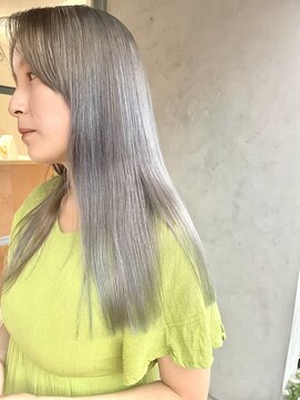 ミッケ(mikke) アッシュグレーカラー