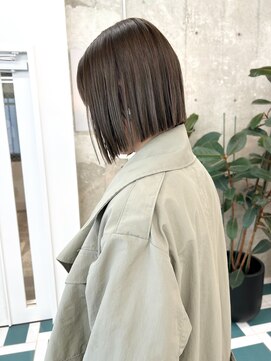 ノエ(noe) あごラインボブ×アッシュベージュ