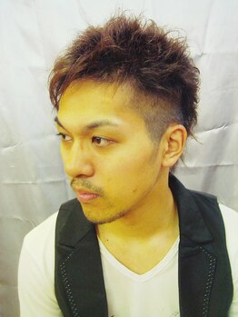 ジャイアントビービー(GIANTB B)の写真/【カット+ツイストスパイラルパーマ　¥9900～】メンズスタイルに強いメンズ専門スタッフが対応で大好評♪