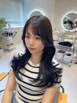 エヌ 大阪梅田店(enu) 【大阪梅田】ブルーブラック×韓国風くびれ巻き