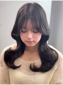セミロング　韓国ヘア　レイヤーカット　くびれヘア　顔周り
