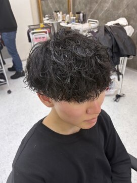 メンズカット リア(Men’s cut riah) ツイストスパイラルパーマツイストパーマメンズパーマ刈り上げ