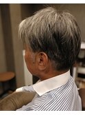メンズグレイヘア（スタイリング剤無しでまとまる）