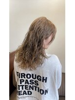 エルドールバイエムアンドエム(AILE DORE by m&m)&nbsp;ハイトーンくせ毛活かし