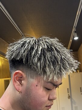 ライズ 新小岩店(RISE) ジェットツイスト/ホワイトメッシュ/ツイストパーマ