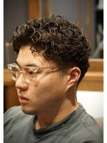 銀座 シノ 本店(shino)&nbsp;メンズ　カールパーマ　刈り上げ　オールバック