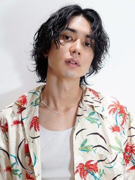 ライラ(Lyla) 夏髪　ウェットグランジフェザーミディ［salonLyla］men's