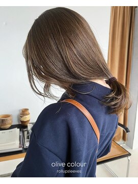 オリーブブラウン　/ ブリーチなし