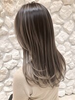 モアナ バイ ヘッドライト 大和店(Moana by HEADLIGHT) #ブリーチ#バレイヤージュ#グレージュ