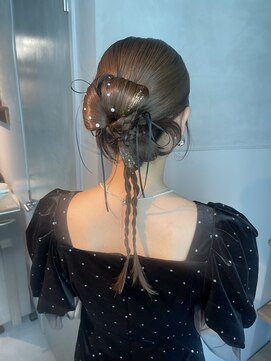 シャルムバイケンジ(Charm.by KENJE) 【シニヨン】結婚式銀座お団子カチモリタイトヘアセット