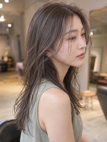 イルームバイリンクス 大宮(ILLUME by LINKTH)&nbsp;透明感たっぷりグレージュ×大人レイヤー