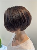 ショートボブ