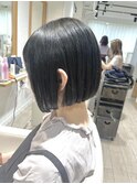 ぷっつり軽めボブカット☆