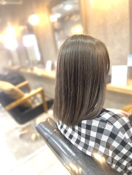 シエル 松山店(CIEL) シルバーグレージュ