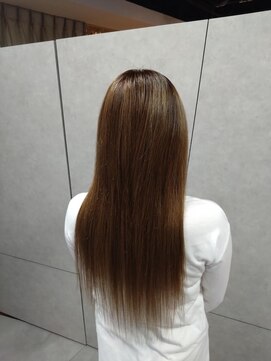 ニーナ ビューティーサロン(NINA Beauty Salon) プルエクステプラチナヘア