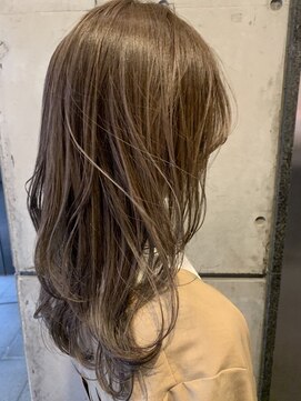 ルッソカナン(Lusso canaan) やわらかオリーブベージュカラー