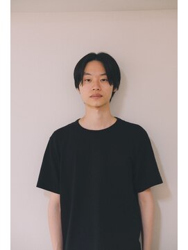 フェイヴィーズ(FavyS) センターパート ストレート 縮毛矯正 大阪