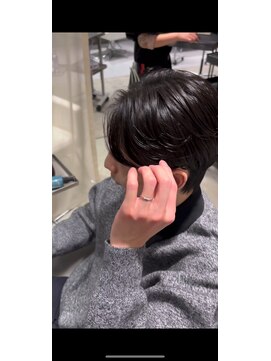 ミリ(milli Produce by ITAKURA) 毛流れセンターパート